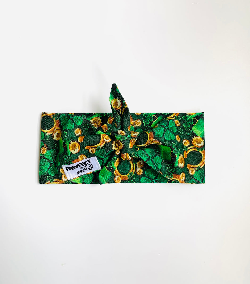 St Patricks day green gold coins tie back